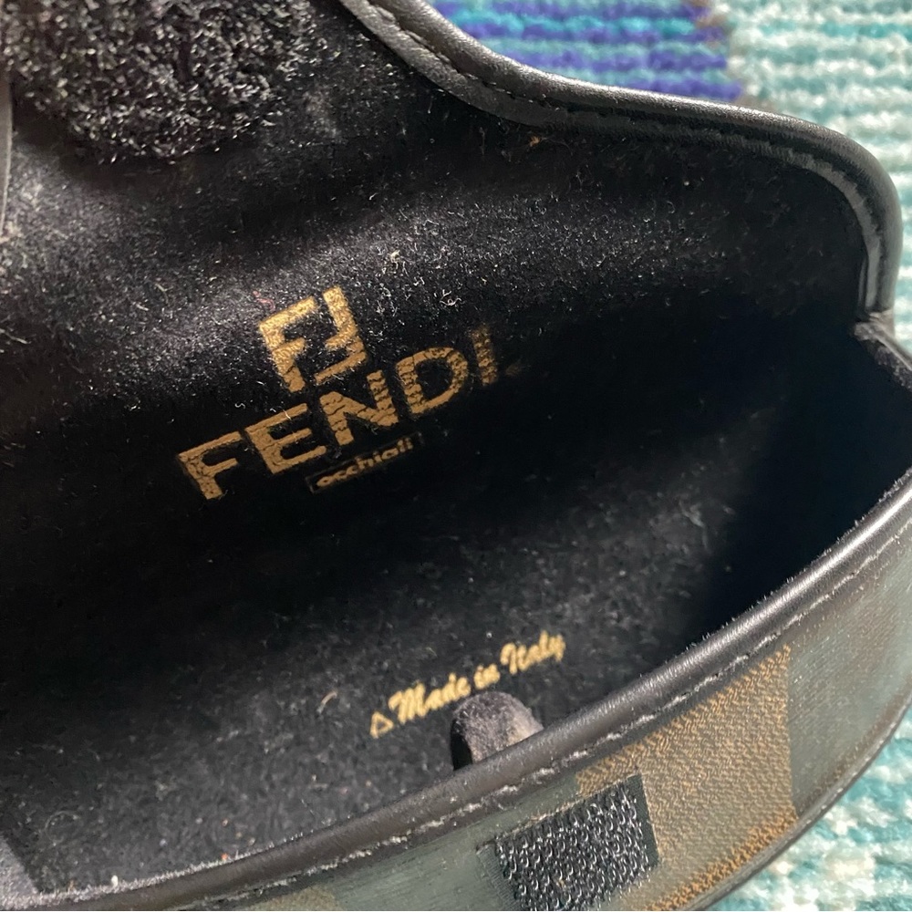 SOLD Vintage 90’s Fendi Sunglasses Sunnies Shades with Case - Picture 9 of 10
